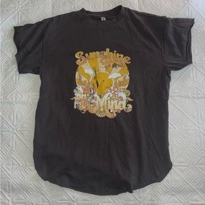 Grey Pebby forevee sunshine on my mind side slit tee